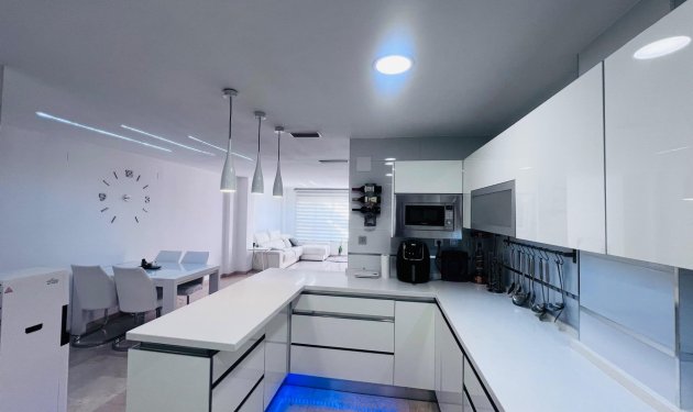 Resale - Townhouse - Elche - Campo de Fútbol