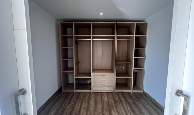 Resale - Chalet - Elche Pedanías - Peña las Águilas