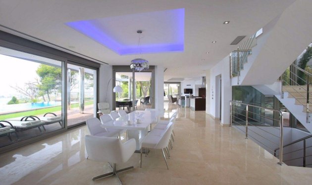 Resale - Chalet - Altea - Zona de Mascarat