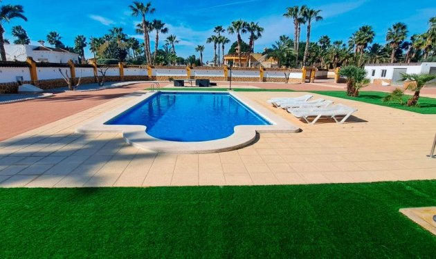 Odsprzedaż - Villa - Catral