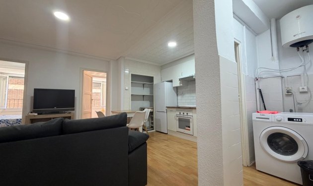 Long Term Rental - Piso - Elche - Reina Victoria-Miguel Hernández