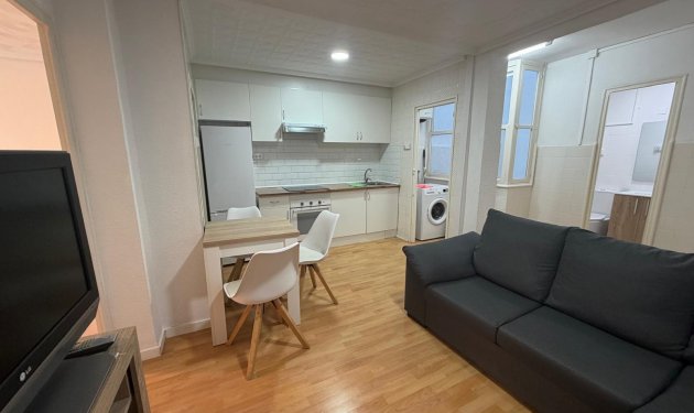 Long Term Rental - Piso - Elche - Reina Victoria-Miguel Hernández