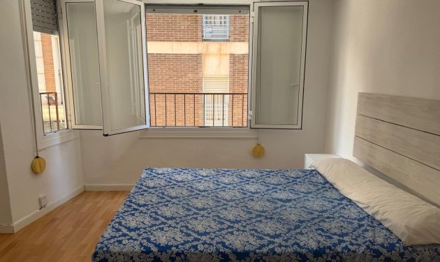 Long Term Rental - Piso - Elche - Reina Victoria-Miguel Hernández