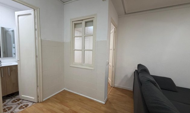 Long Term Rental - Piso - Elche - Reina Victoria-Miguel Hernández