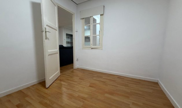 Long Term Rental - Piso - Elche - Reina Victoria-Miguel Hernández