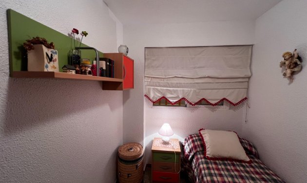 Resale - Piso - Santa Pola - Santiago bernabeu