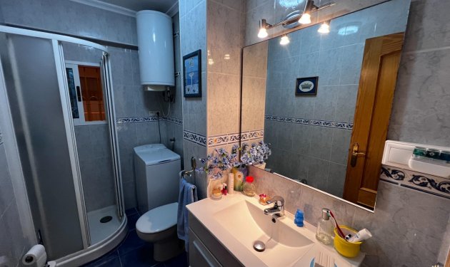 Resale - Piso - Santa Pola - Santiago bernabeu