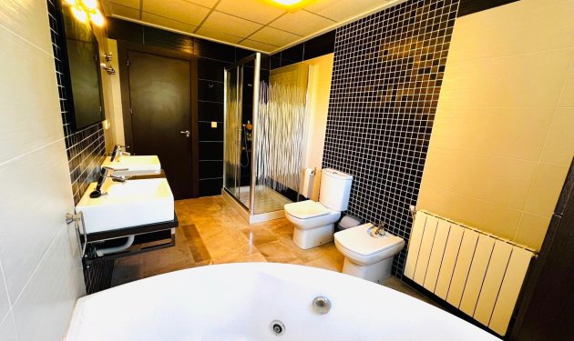 Resale - Chalet - Elche - La Galia-Bonavista