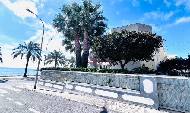 Resale - Chalet - Santa Pola - Santiago bernabeu