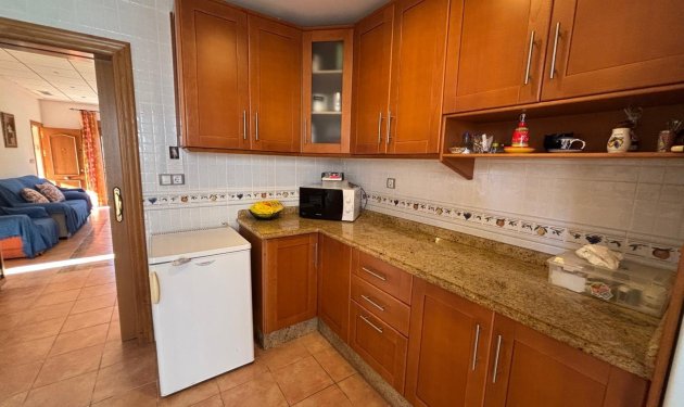 Resale - Chalet - Orihuela Costa - Punta Prima