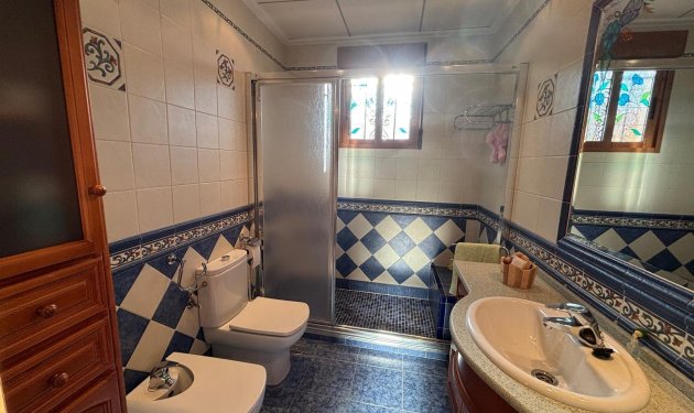 Resale - Chalet - Orihuela Costa - Punta Prima