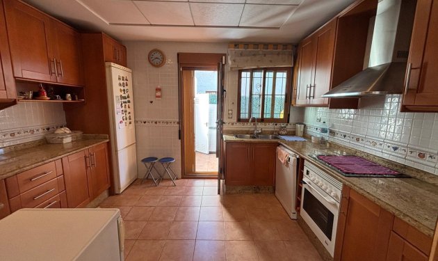 Resale - Chalet - Orihuela Costa - Punta Prima