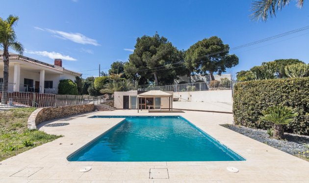 Resale - Villa de Lujo - Peña las aguilas - Peña de Las Águilas