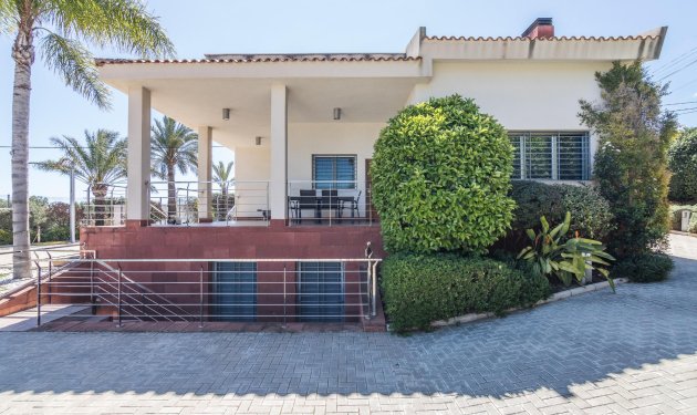 Resale - Villa de Lujo - Peña las aguilas - Peña de Las Águilas