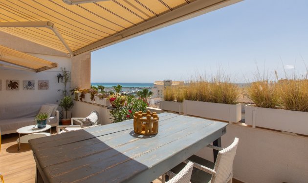 Resale - Apartment - Altea