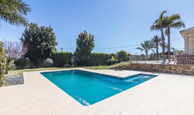 Resale - Villa de Lujo - Peña las aguilas - Peña de Las Águilas