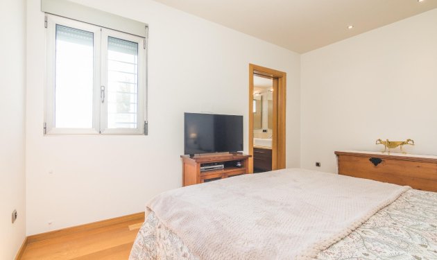 Resale - Villa de Lujo - Peña las aguilas - Peña de Las Águilas