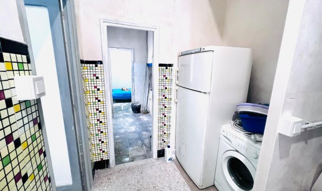 Resale - Edificio - Santa Pola - Playa Levante