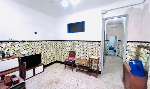 Resale - Edificio - Santa Pola - Playa Levante