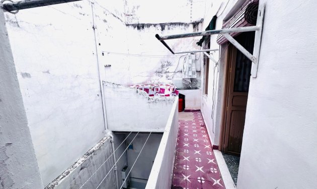 Resale - Edificio - Santa Pola - Playa Levante