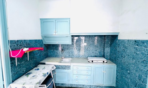 Resale - Edificio - Santa Pola - Playa Levante