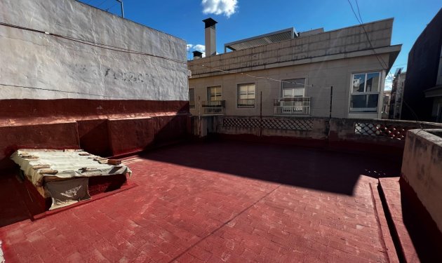 Resale - Edificio - Elche - Centro