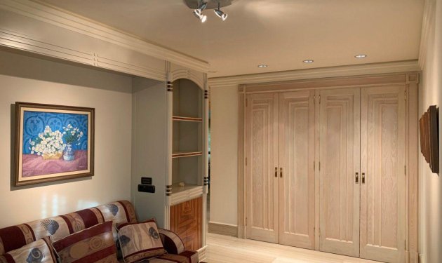 Resale - Chalet - Alicante - Playa de San Juan