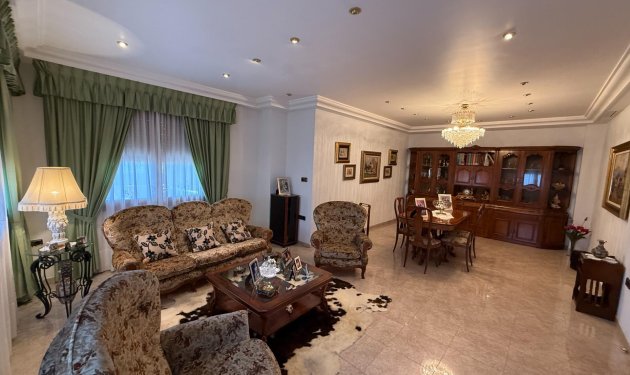 Resale - Chalet - Elche Pedanías - Valverde