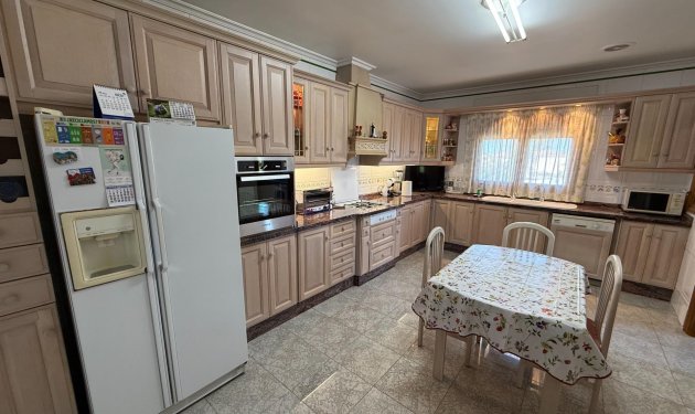 Resale - Chalet - Elche Pedanías - Valverde