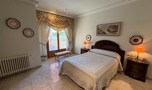 Resale - Chalet - Elche Pedanías - Valverde