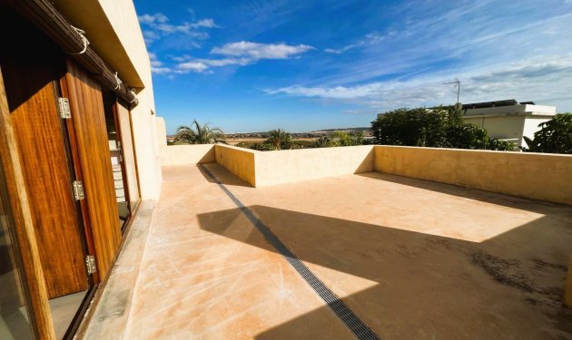 Resale - Chalet - Elche Pedanías - Valverde