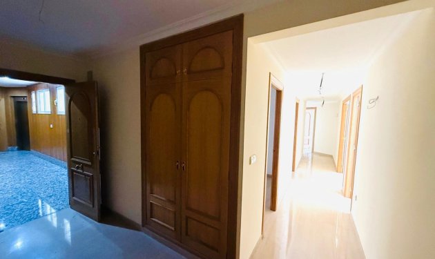 Resale - Piso - Elche - Centro