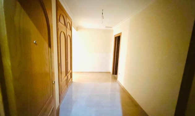 Resale - Piso - Elche - Centro