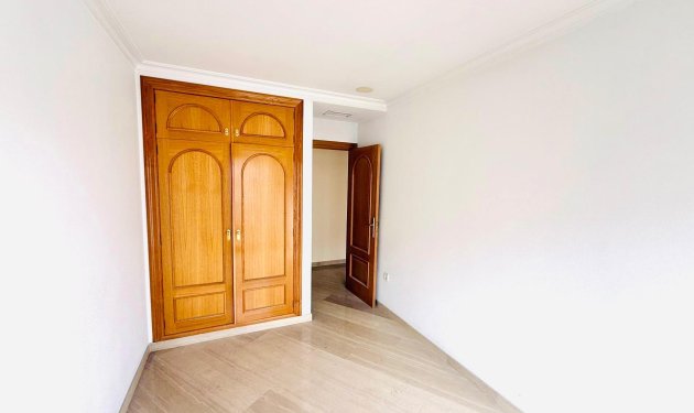 Resale - Piso - Elche - Centro