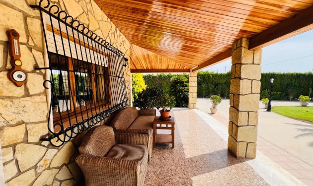 Resale - Chalet - Elche Pedanías - Maitino-Perleta