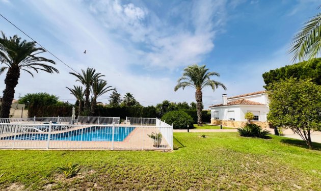 Resale - Chalet - Elche Pedanías - Maitino-Perleta