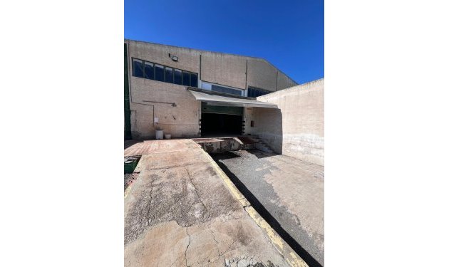 Resale - Nave industrial - Elche