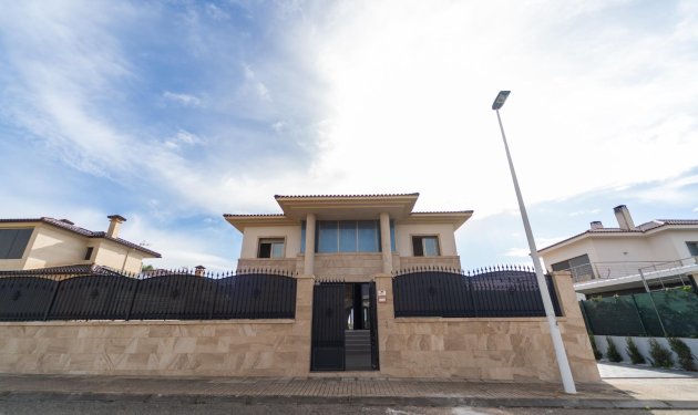 New Build - Chalet - Elche Pedanías - Peña las Águilas