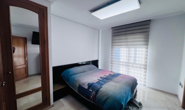 Resale - Townhouse - Elche - Campo de Fútbol