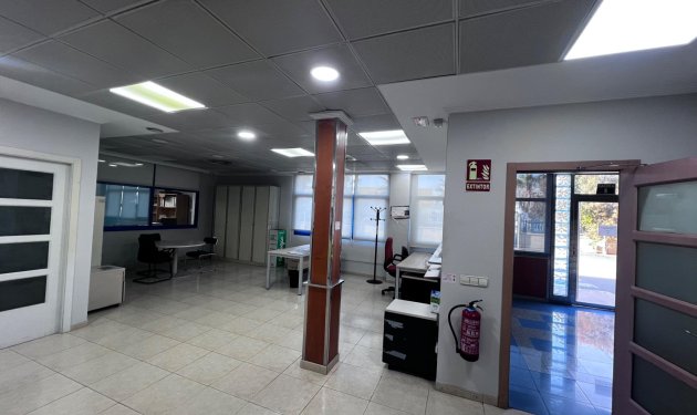 Long Term Rental - Nave industrial - Alicante - Poligono de atalayas