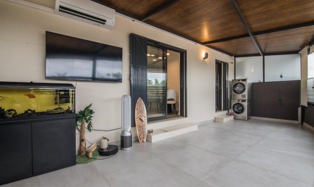 Resale - Planta baja - Elche - Travalón