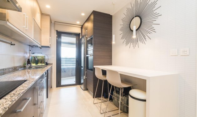 Resale - Planta baja - Elche - Travalón