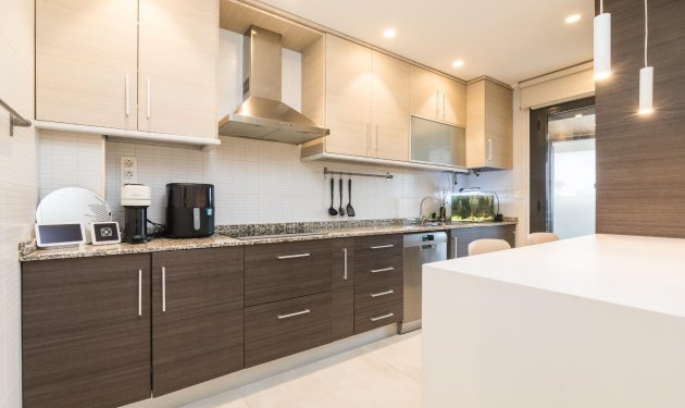 Resale - Planta baja - Elche - Travalón