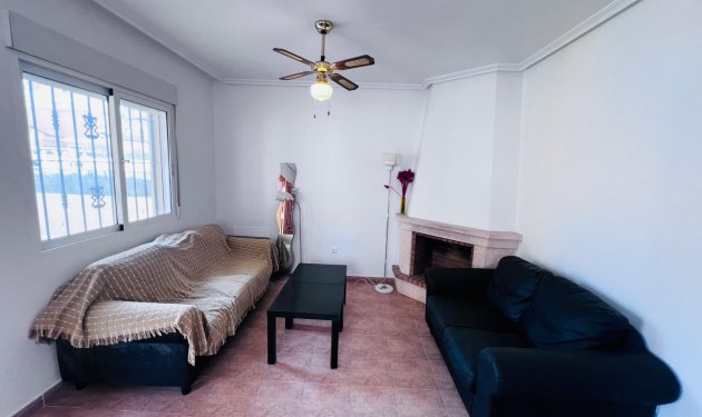 Resale - Chalet - Algorfa - Urb. lo crispin