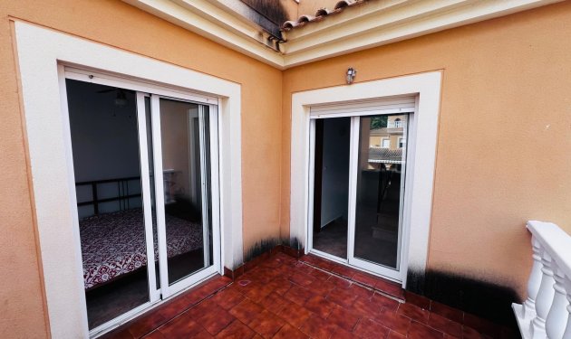 Resale - Chalet - Algorfa - Urb. lo crispin