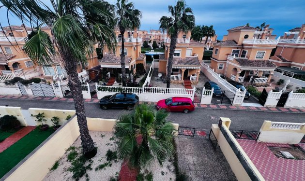 Resale - Chalet - Algorfa - Urb. lo crispin