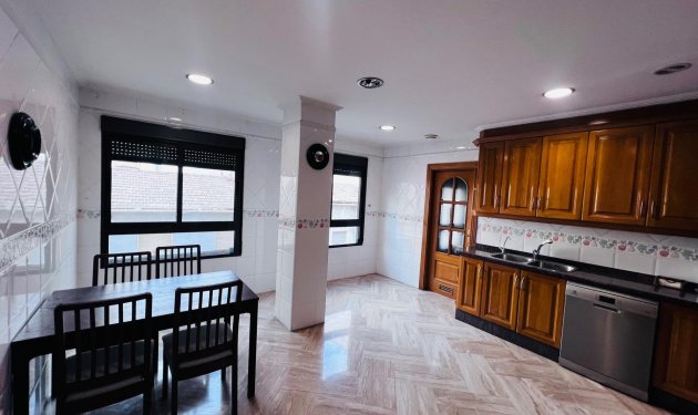 Resale - Piso - Elche - Centro