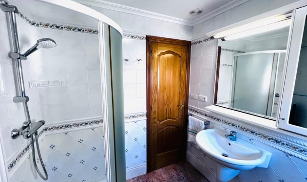 Resale - Bungalow - Santa Pola - Varadero