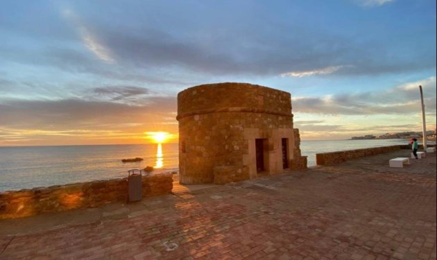 Resale - Piso - Torrevieja - Playa de la mata