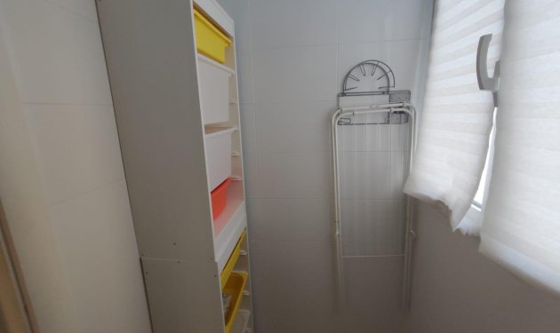 Resale - Piso - Torrevieja - Playa de la mata